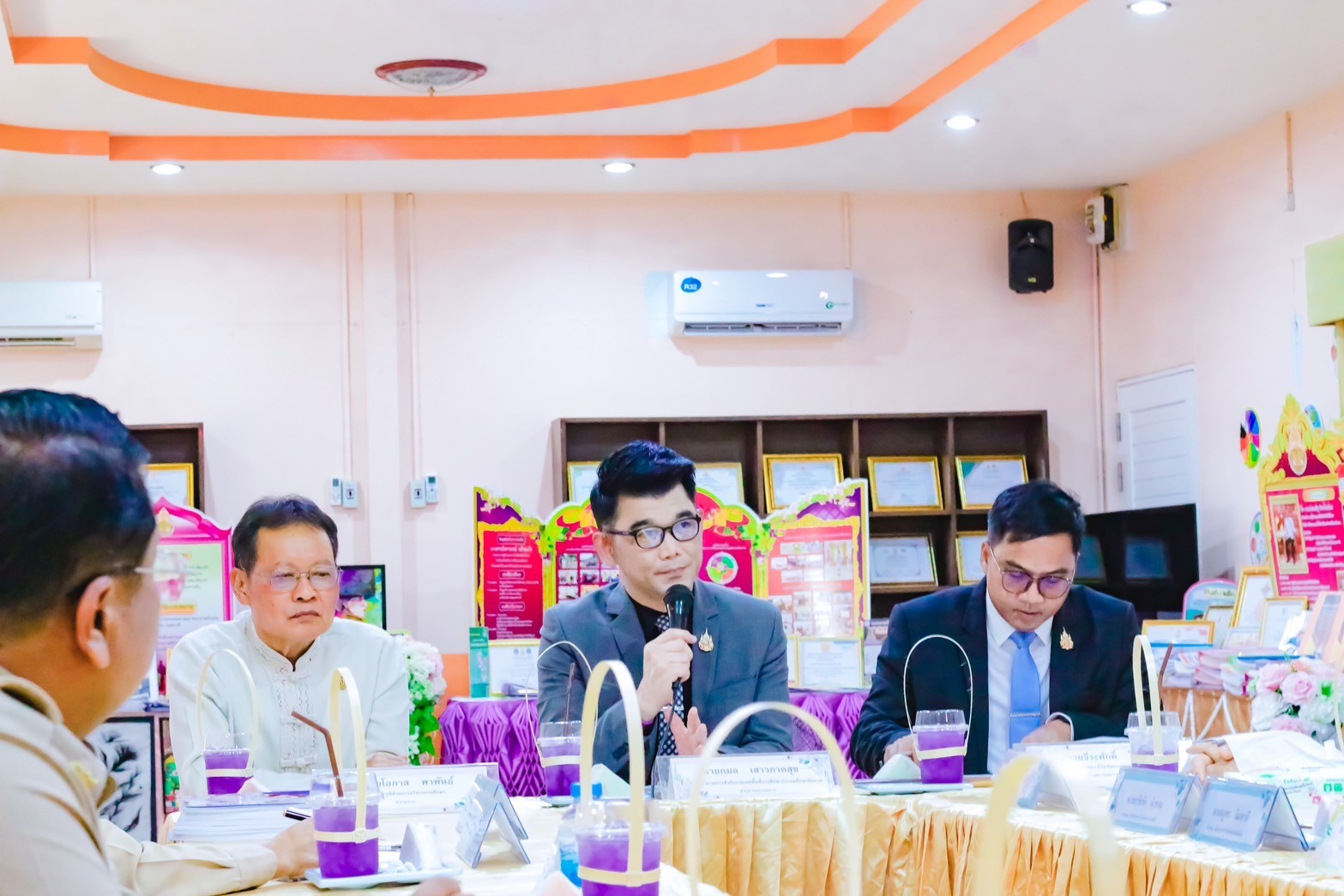 การประเมินสัมฤทธิผลการปฏิบัติงานในหน้าที่ รอง ผอ.และ ผอ. 18 มิ.ย. 67